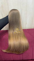 Cabelo humano natural loiro claro liso 58cm 142g — mega hair peça única CWB, vista de trás
