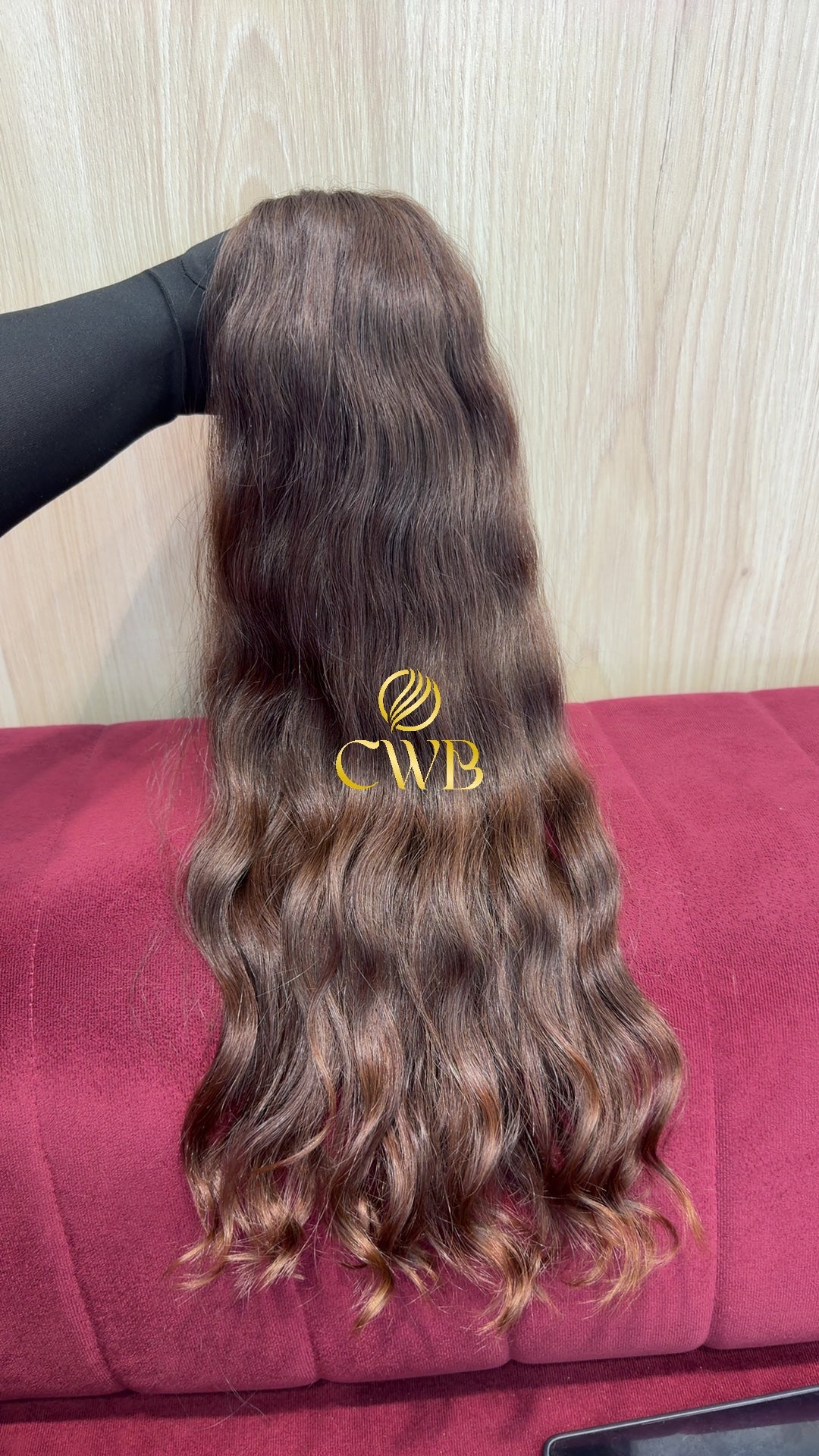 Cabelo humano natural ruivo médio ondulado 58cm 158g — mega hair peça única CWB, vista de trás