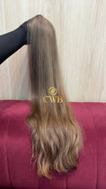 Cabelo humano natural loiro médio ondulado 70cm 96g — mega hair peça única CWB, vista de trás
