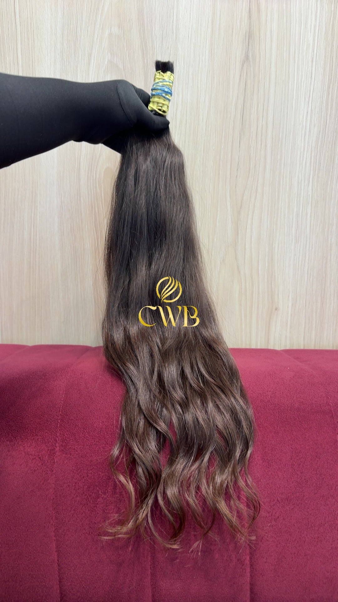 Mega hair castanho claro ondulado 60cm — peça exclusiva CWB